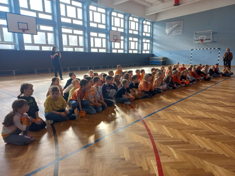 Kampania „19 dni przeciwko przemocy i krzywdzeniu dzieci i młodzieży”